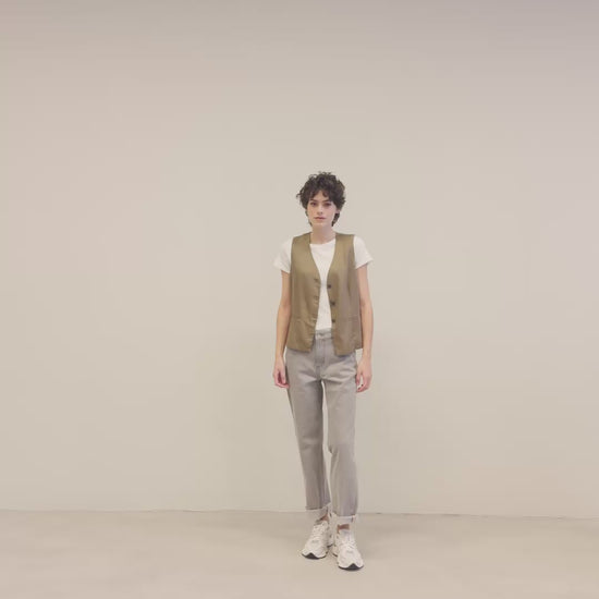 F26087_lgrey.den_7